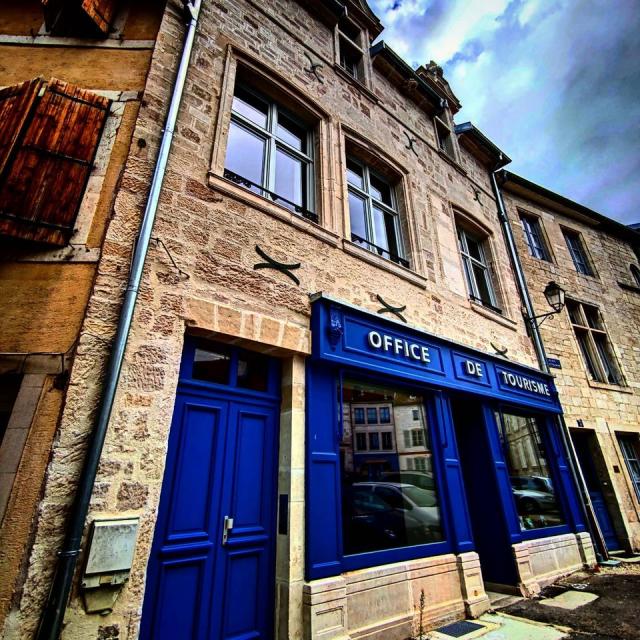 Vue extérieur de l'Office de Tourisme de l'Ouest des Vosges