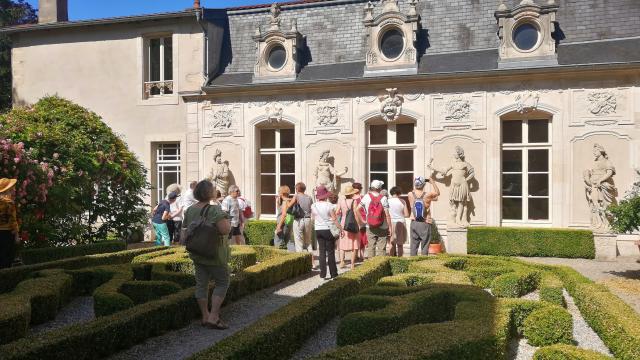 Visite de la Maison des Goncourt