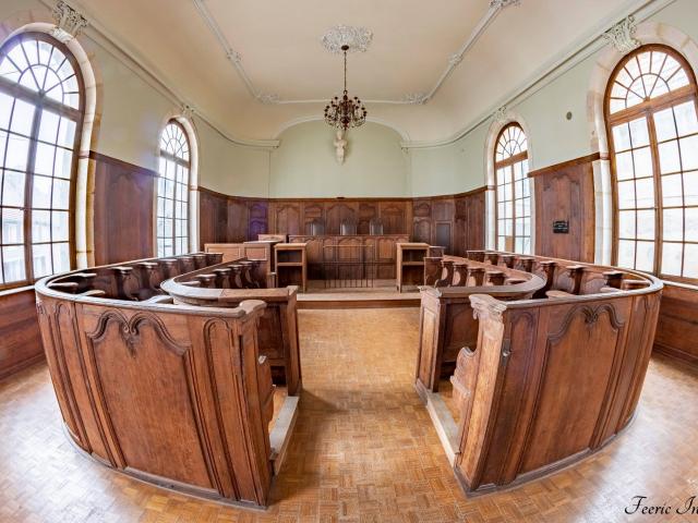 Salle des séances, ancien tribunal d'instance